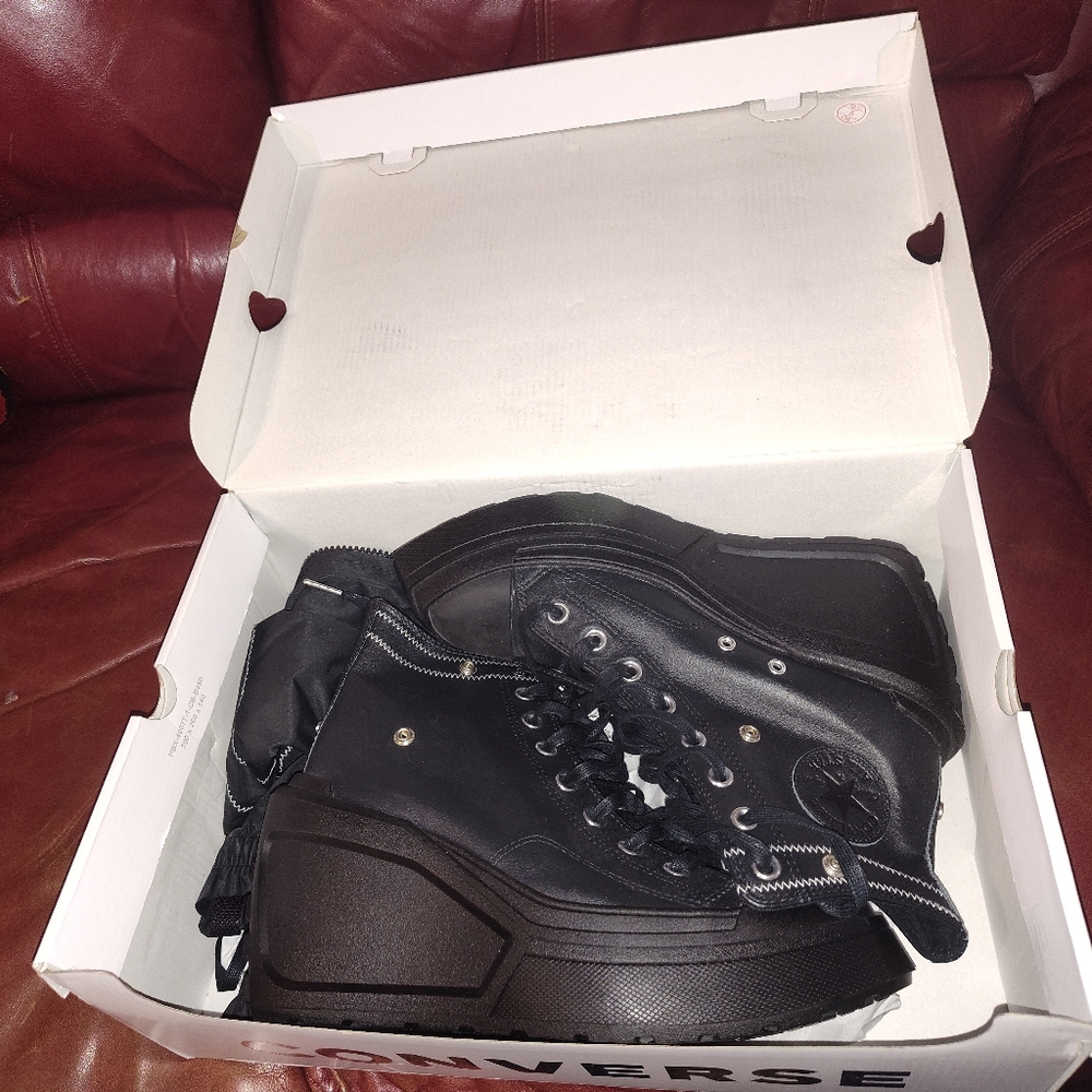Martine Ali Converse wedge boots, brand new tried on only, box & all extras incl